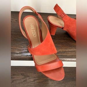 Fashion Arezzo shoes - orange - size 6 (USA) - size 36 (Brazil)
